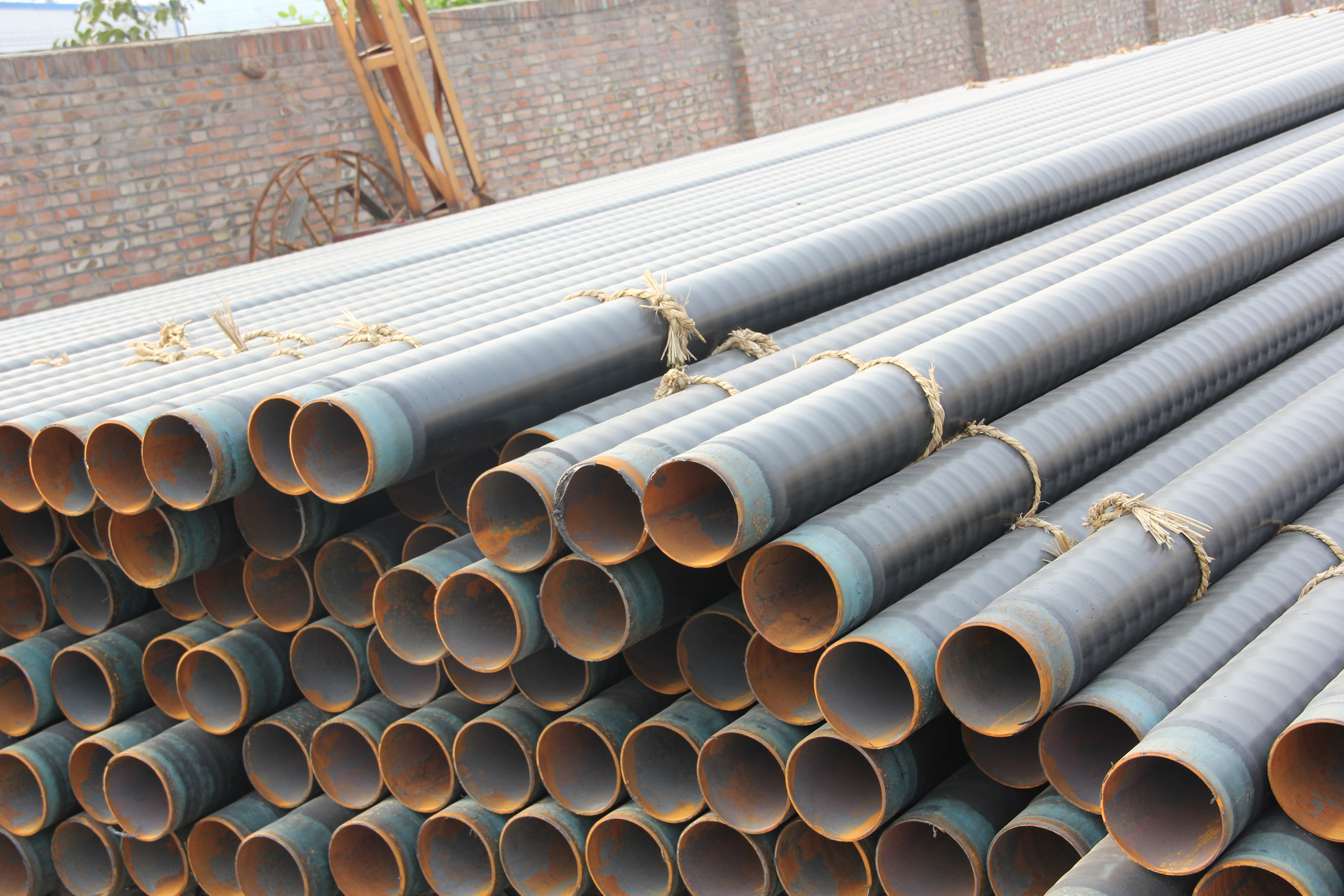 TPEP防腐钢管生产厂家 高品质管材的守护者